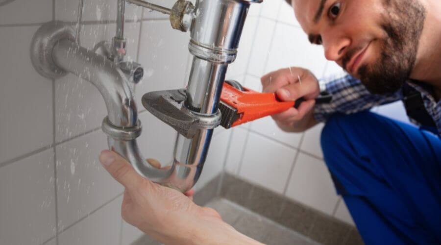 Professional emergency plumbing in Albert, KS
